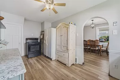 1372 Roslyn Avenue SW, Canton, OH 44710 - Photo 27
