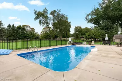 1280 Grenada Drive NE, Canton, OH 44714 - Photo 9