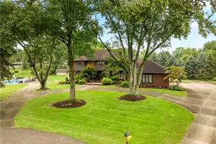 1280 Grenada Dr NE, Canton, OH 44714 - Photo 3