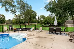 1280 Grenada Dr NE, Canton, OH 44714 - Photo 11