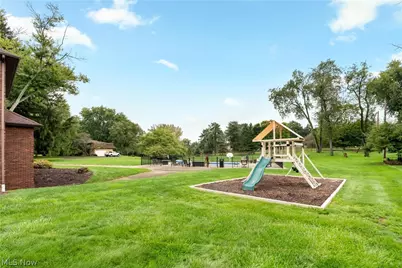 1280 Grenada Drive NE, Canton, OH 44714 - Photo 7
