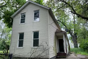 8018 Platt Ave, Loveland, OH 44104 - Photo 1