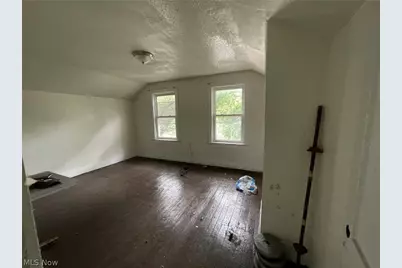 8018 Platt Avenue, Loveland, OH 44104 - Photo 37