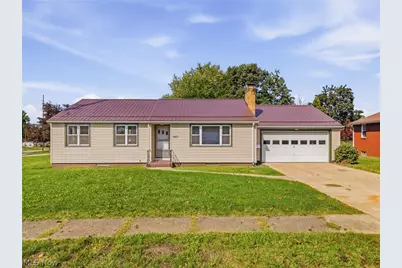 1407 Keuper Boulevard NE, Massillon, OH 44646 - Photo 1