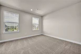 441 Hidden Feather Dr, Chardon, OH 44024 - Photo 29