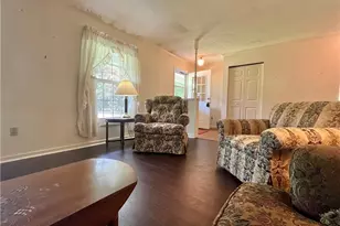 12 Surrey Ln, Geneva, OH 44041 - Photo 9