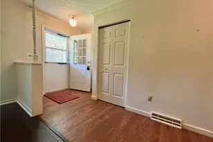 12 Surrey Ln, Geneva, OH 44041 - Photo 3