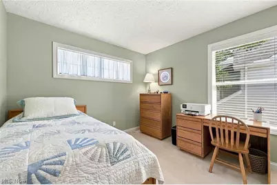 10262 Wildflower Way, Grandview Heights, OH 44147 - Photo 23