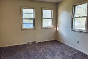 285 W Magnet St, Akron, OH 44319 - Photo 5
