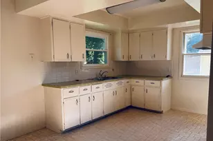 285 W Magnet St, Akron, OH 44319 - Photo 3