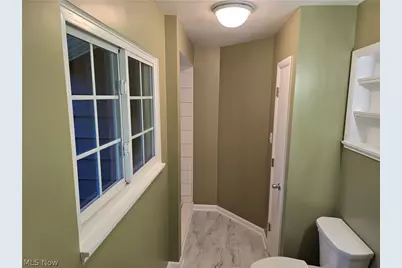 1800 Liberty Drive, Akron, OH 44313 - Photo 23