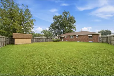 1009 Niles Street SW, Massillon, OH 44647 - Photo 23