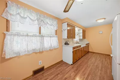 1009 Niles Street SW, Massillon, OH 44647 - Photo 7