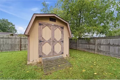 1009 Niles Street SW, Massillon, OH 44647 - Photo 25