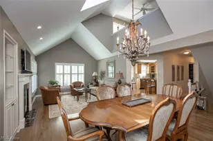 878 Hampton Ct, Sagamore Hills, OH 44067 - Photo 15