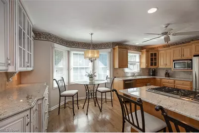 878 Hampton Court, Sagamore Hills, OH 44067 - Photo 17