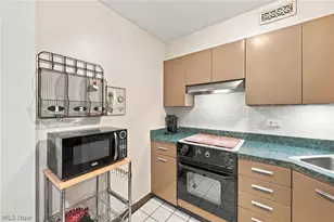 12700 Lake Ave, Oakwood, OH 44107 - Photo 11