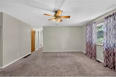 4633 Packard Avenue NW, Canton, OH 44709 - Photo 9
