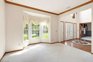 1541 Newton Pass, Grandview Heights, OH 44147 - Photo 5