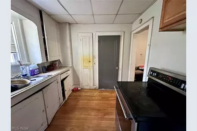 1127 East Avenue, Akron, OH 44307 - Photo 9