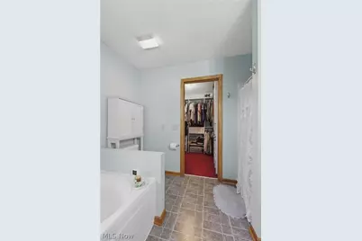 6295 Plum Street NE, Louisville, OH 44641 - Photo 33