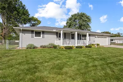 3610 Palm Springs Drive, Lorain, OH 44053 - Photo 3
