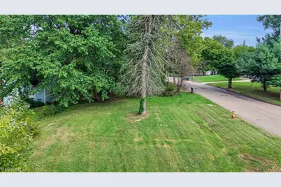 1603 Salt Springs Road, Youngstown, OH 44509 - Photo 3