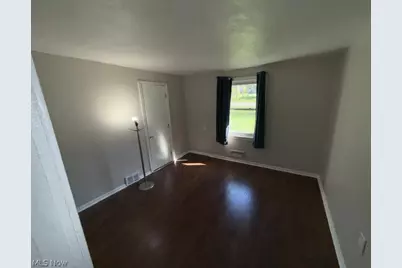 1087 Krumroy Road, Akron, OH 44306 - Photo 21