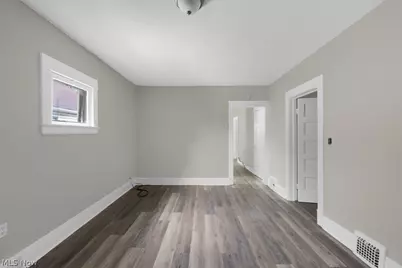13201 Southview Avenue, Loveland, OH 44120 - Photo 15