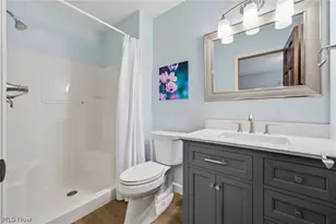 1418 Homestead Creek Dr, Grandview Heights, OH 44147 - Photo 29