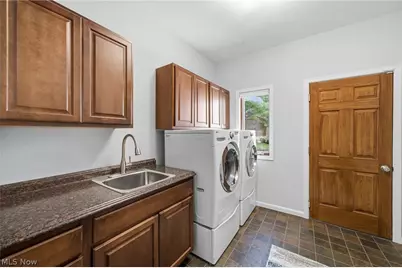 1418 Homestead Creek Drive, Grandview Heights, OH 44147 - Photo 15
