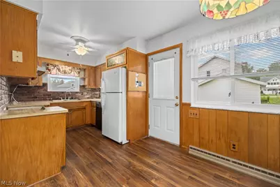 617 Marguerite Avenue, Cuyahoga Falls, OH 44221 - Photo 11