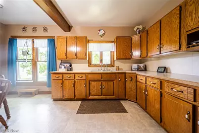 16494 Madison Road, Middlefield, OH 44062 - Photo 9