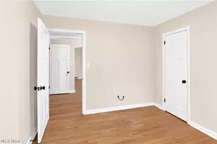 916 Milan Ave, Amherst, OH 44001 - Photo 23