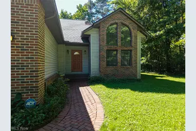 3126 Cliffside Drive, Akron, OH 44321 - Photo 3