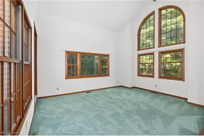 3126 Cliffside Drive, Akron, OH 44321 - Photo 9