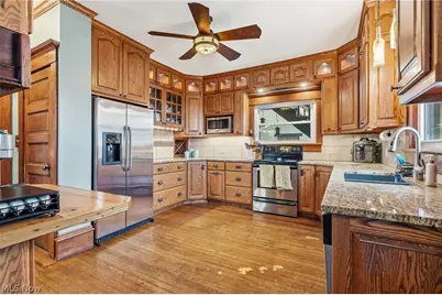 136 W Campbell Street, Loudonville, OH 44842 - Photo 9