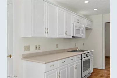 3426 Sherbrook Drive, Uniontown, OH 44685 - Photo 11