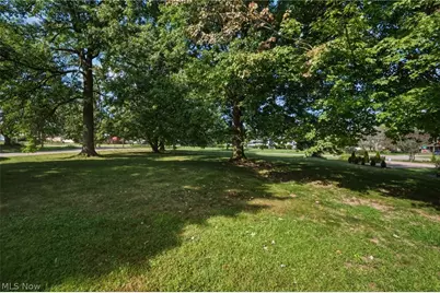 3197 Greenbrier Drive, Norton, OH 44203 - Photo 31