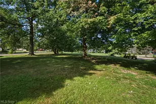3197 Greenbrier Dr, Norton, OH 44203 - Photo 31