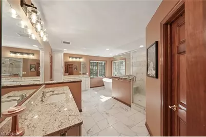 1928 Four Seasons Drive, Akron, OH 44333 - Photo 25