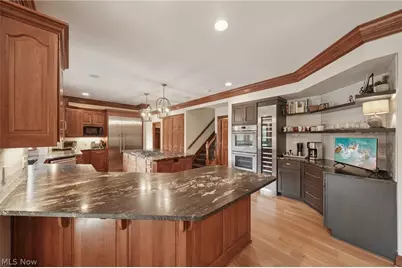 1928 Four Seasons Drive, Akron, OH 44333 - Photo 13