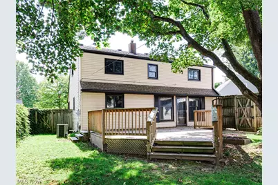1515 Collinwood Circle, Cuyahoga Falls, OH 44221 - Photo 3