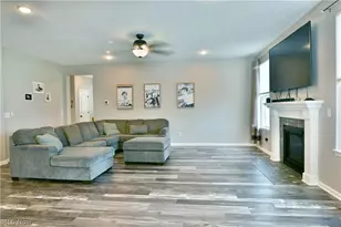 987 Hawkin Ln, Aurora, OH 44202 - Photo 11