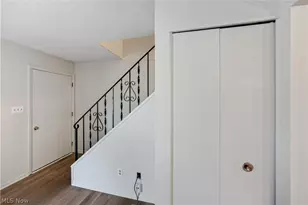 3367-3371 Hiwood Ave, Stow, OH 44224 - Photo 5