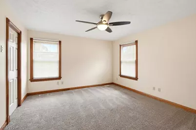 9745 Bainbridge Road, Chagrin Falls, OH 44023 - Photo 33