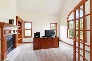 9745 Bainbridge Rd, Chagrin Falls, OH 44023 - Photo 19