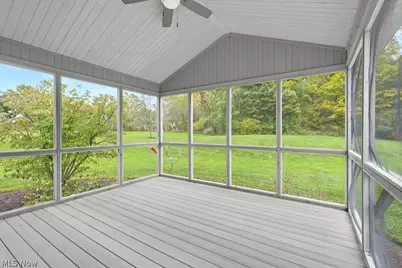 9745 Bainbridge Road, Chagrin Falls, OH 44023 - Photo 43