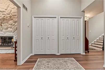 4824 Rolling View Drive, Akron, OH 44333 - Photo 5