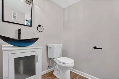 13517 Saint James Avenue, Loveland, OH 44135 - Photo 29